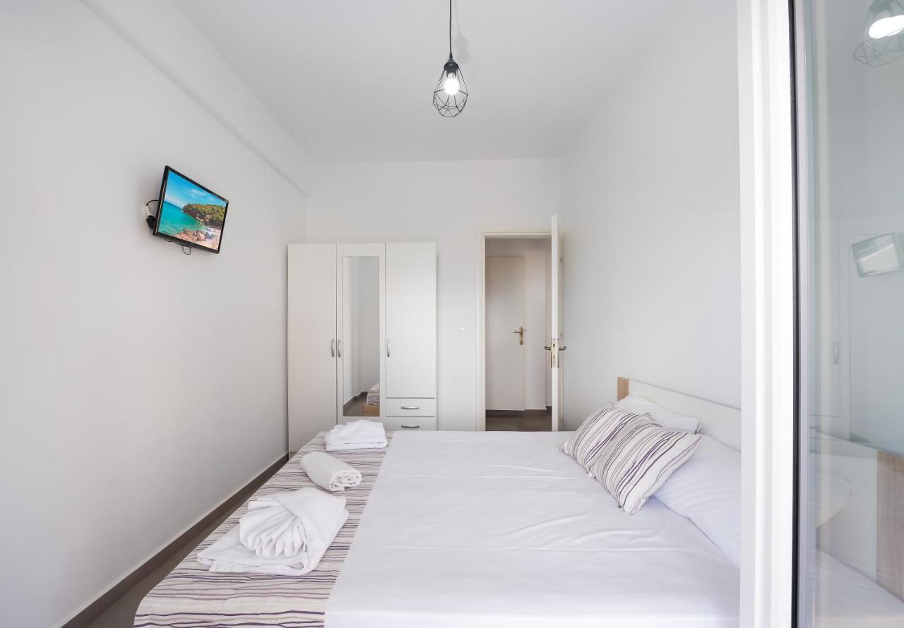 Anzuelo Apartments Megalochori  Luaran gambar